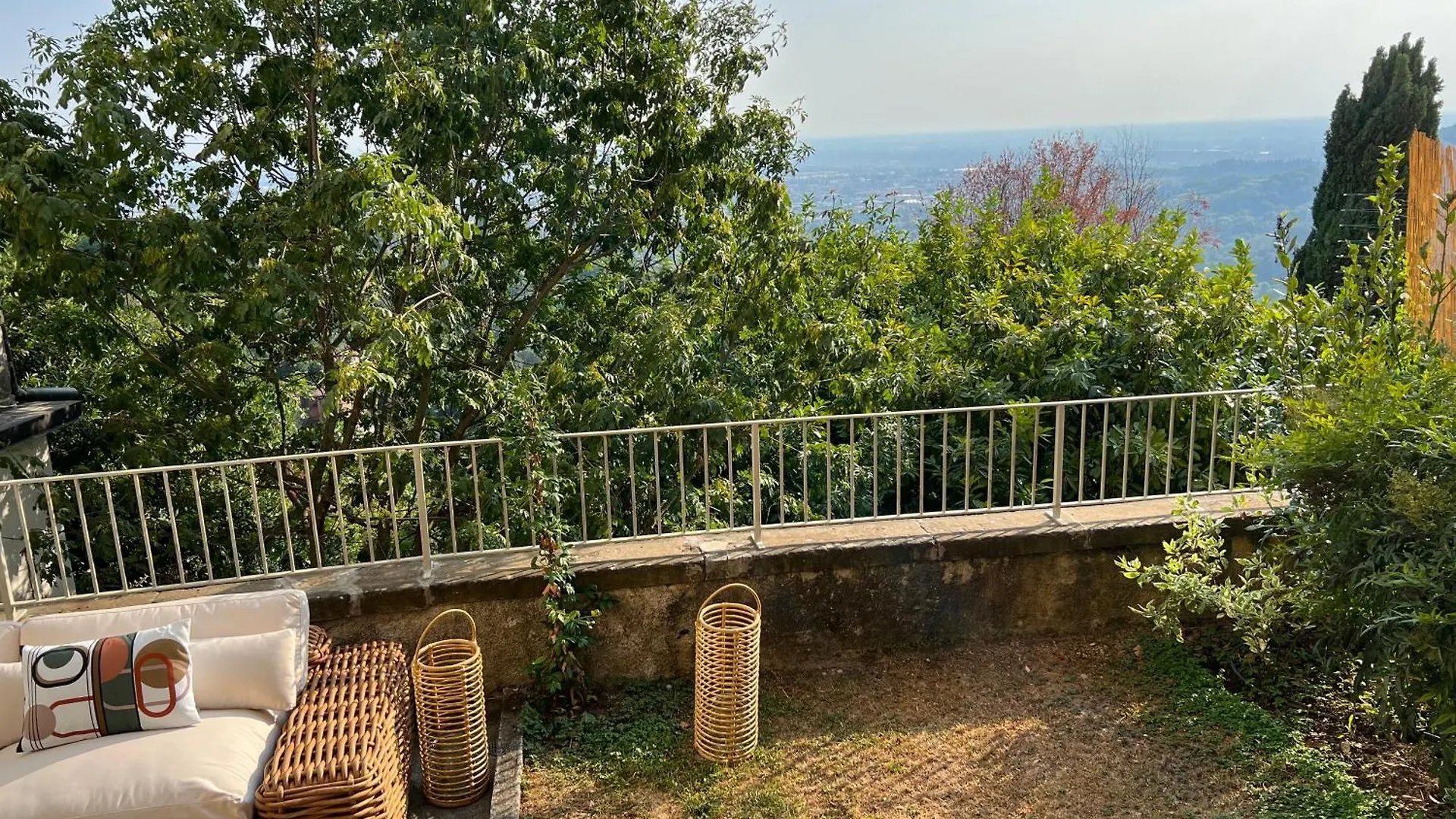 My Home For You - Città Alta Bergamo 0*,
